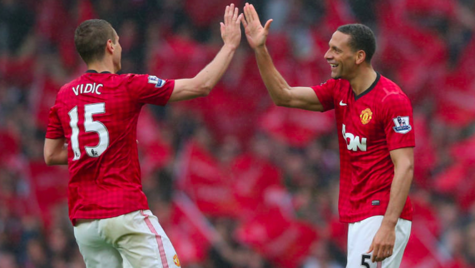 与当地球迷 与当地球迷